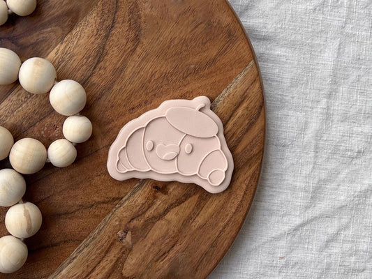 Cute Croissant Cookie Cutter & Stamp Set